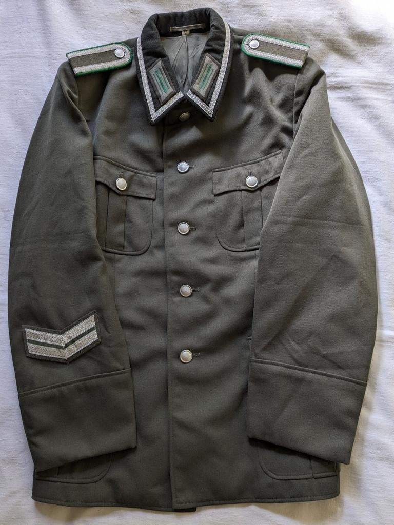 NVA DDR jas Grenztruppen Berufsunteroffizier dienstuniform, Ophalen of Verzenden, Landmacht, Duitsland, Embleem of Badge