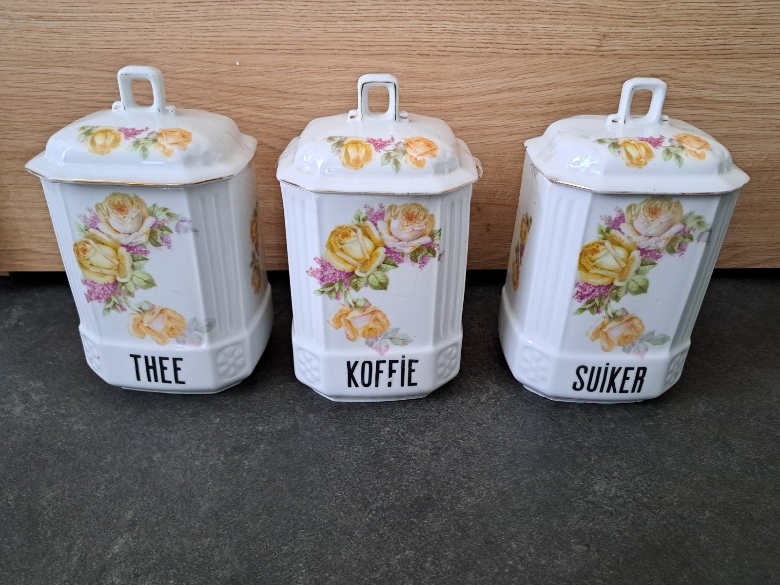 Voorraad potten., Ophalen