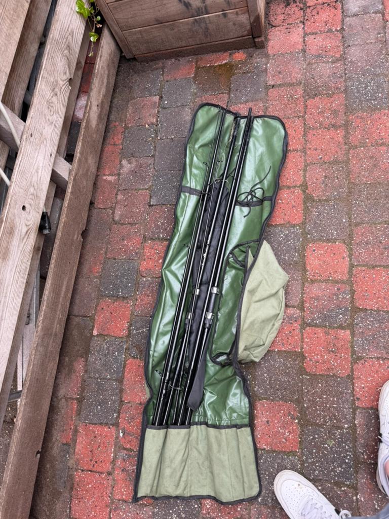 Karpervissen, Watersport en Boten, Hengelsport | Karpervissen, Ophalen of Verzenden, Zo goed als nieuw, Complete set