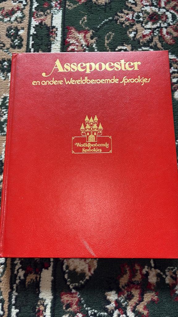 Assepoester en andere Wereldberoemde Sprookjes, Ophalen of Verzenden, Gelezen