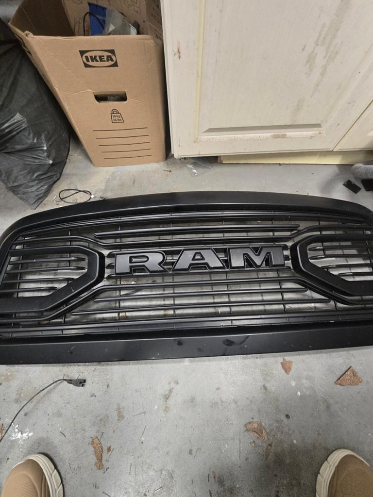 Grille voor Dodge Ram 1500 - Gebruikt, Auto-onderdelen, Ophalen, Gebruikt, Voor, Dodge