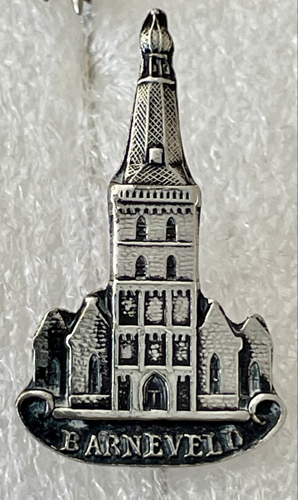 Verzilverd Souvenir Oude Kerk Barneveld - Ui-vormige Toren, Verzenden, Gebruikt