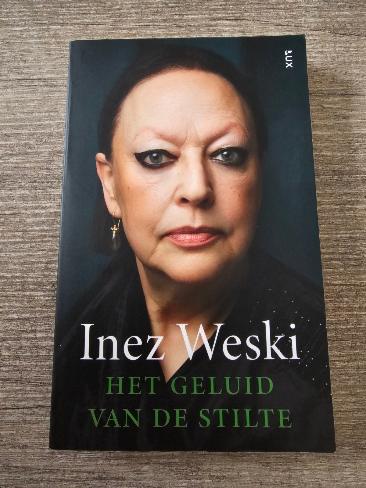 Inez Weski - Het Geluid van de Stilte (Boek), Ophalen of Verzenden, Gelezen, Inez Weski