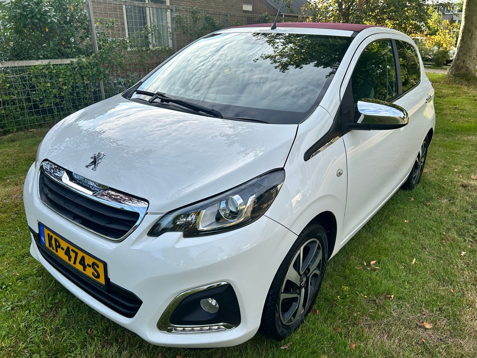 Peugeot 108 1.2 5 deurs - CABRIO - Chroom pakket, Voorwielaandrijving, Stof, 1199 cc, 840 kg