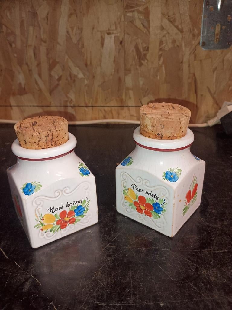 Kruidenpotjes vintage retro- Set van 2, Ophalen