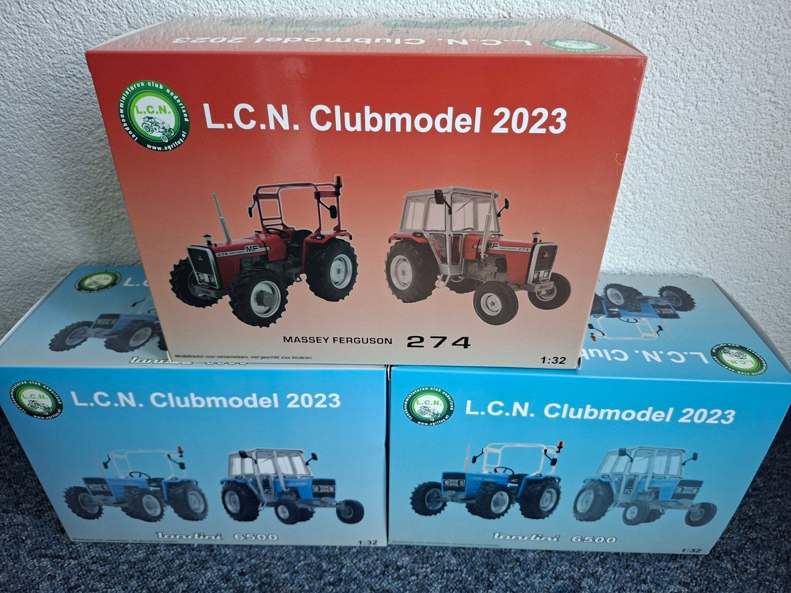 L.C.N. Clubmodellen 2023: Massey Ferguson 274 & Landini 6500, Hobby en Vrije tijd, Ophalen of Verzenden, Nieuw, Tractor of Landbouw