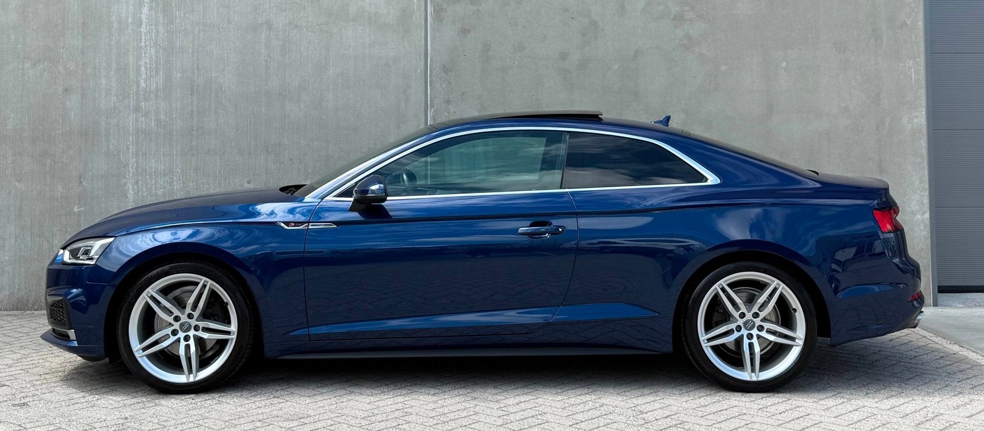 Audi A5 Coupé 2.0 TFSI ultra Launch Edi S 2017 Blauw PANO, Euro 6, 1984 cc, Leder en Stof, Origineel Nederlands