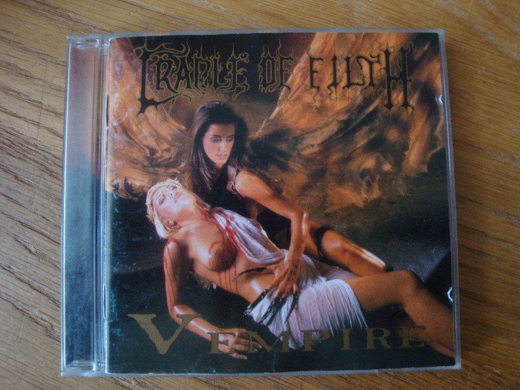 Cradle of Filth - Vempire (or Dark Faerytales in... (metal), Inclusief boekje, Gebruikt, EP, Ophalen of Verzenden