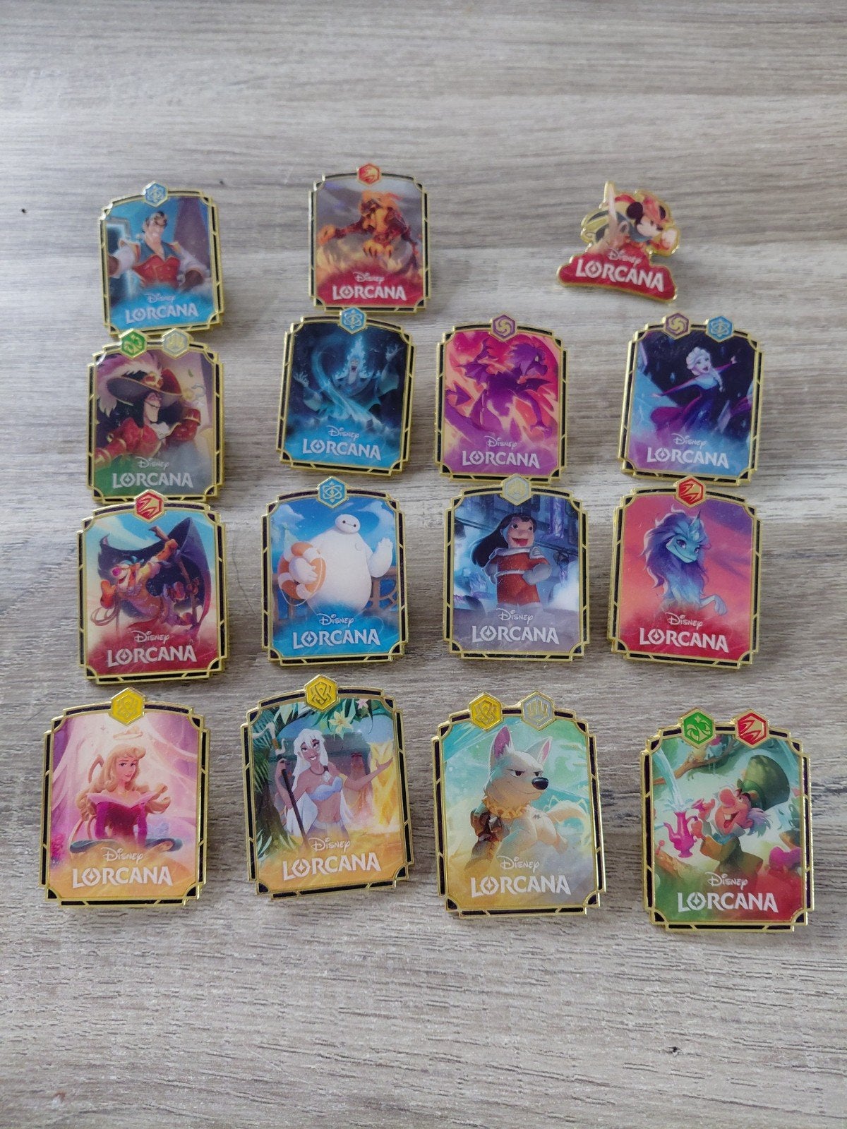disney lorcana pin's, Verzamelen, Ophalen, Overige figuren, Zo goed als nieuw, Overige typen