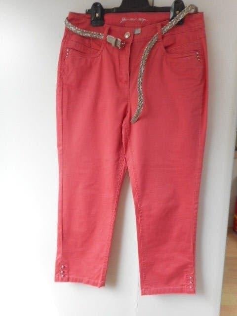 Koraalrode driekwart broek met riem - Canda Premium, Maat 38/40 (M), Take me away, Ophalen of Verzenden, Zo goed als nieuw