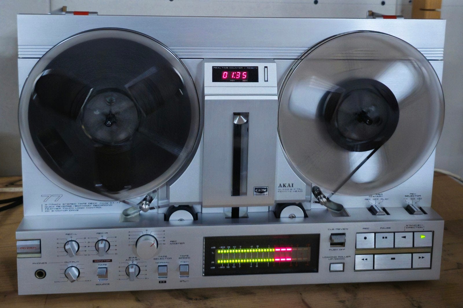 Akai GX77 gereviseerd, topstaat, Audio, Tv en Foto, Bandrecorders, Ophalen of Verzenden, AKAI, Met stofkap, Nvt