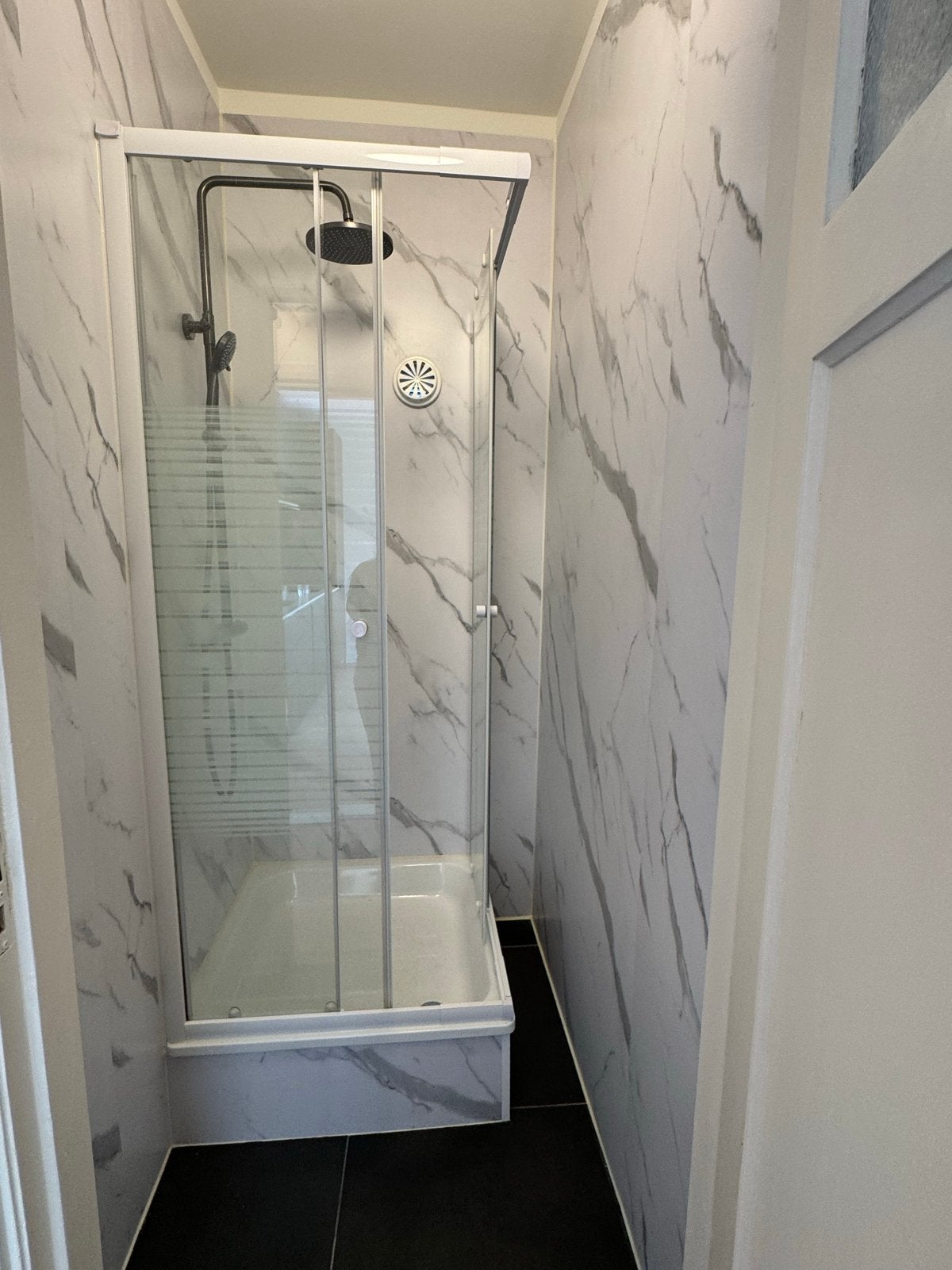 Douchedeuren Baseline Praxis met wasbak! NIEUW!, Doe-het-zelf en Verbouw, Ophalen, Nieuw, Glas, Douche