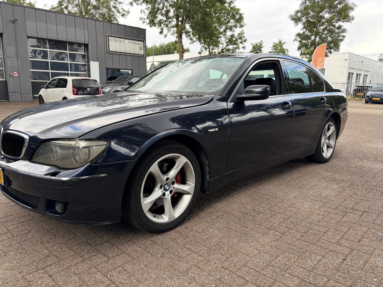 BMW 7-Serie 3.0 730LD AUTOMAAT 2006 ** EXPORT!**, Auto's, BMW, Automaat, Achterwielaandrijving, Zwart, 2993 cc