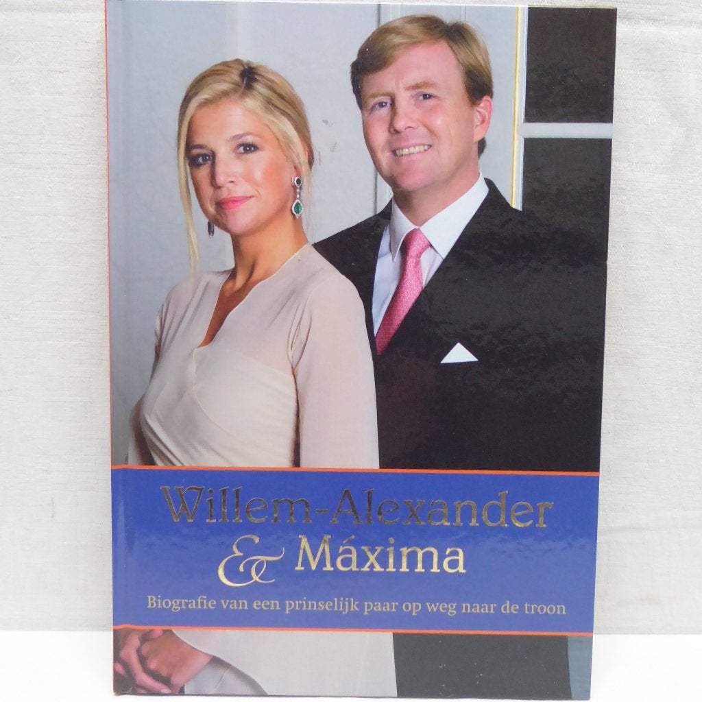 Willem Alexander & Maxima, biografie van een prinselijk paar, Ophalen of Verzenden, Zo goed als nieuw, Nederland, Tijdschrift of Boek