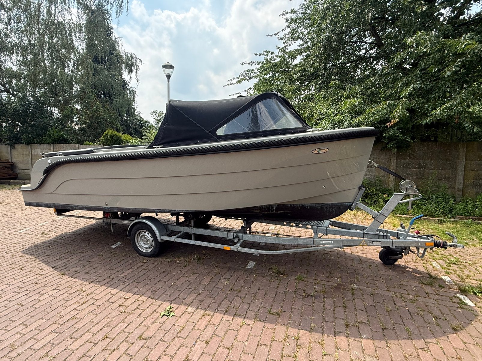 Tender 600 sloep 2022 suzuki 30pk varen zonder vaarbewijs!, Ophalen, Buitenboordmotor, 30 pk, Afdekzeil
