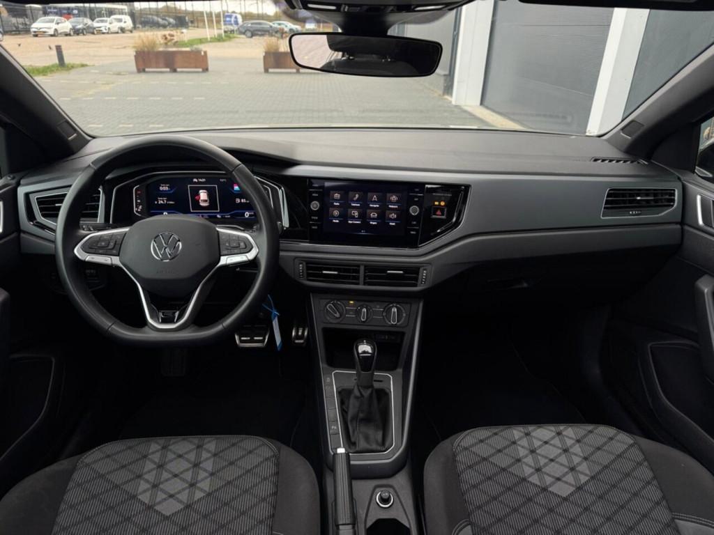Volkswagen Taigo 1.0 TSI 3x R-Line | Pano | Digital Dash | A, Auto's, Volkswagen, Gebruikt, Zwart, Met garantie (alle), Leder en Stof