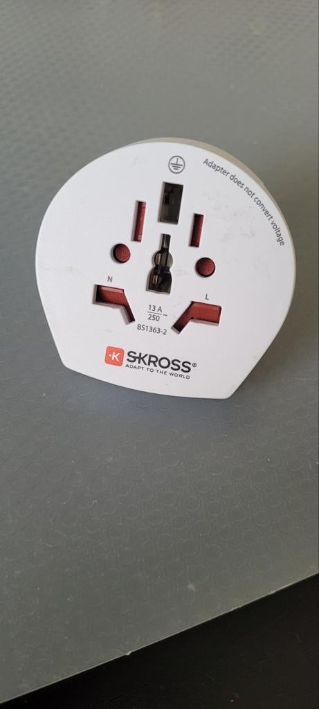 Skross: world to EU, 71% op, Ophalen