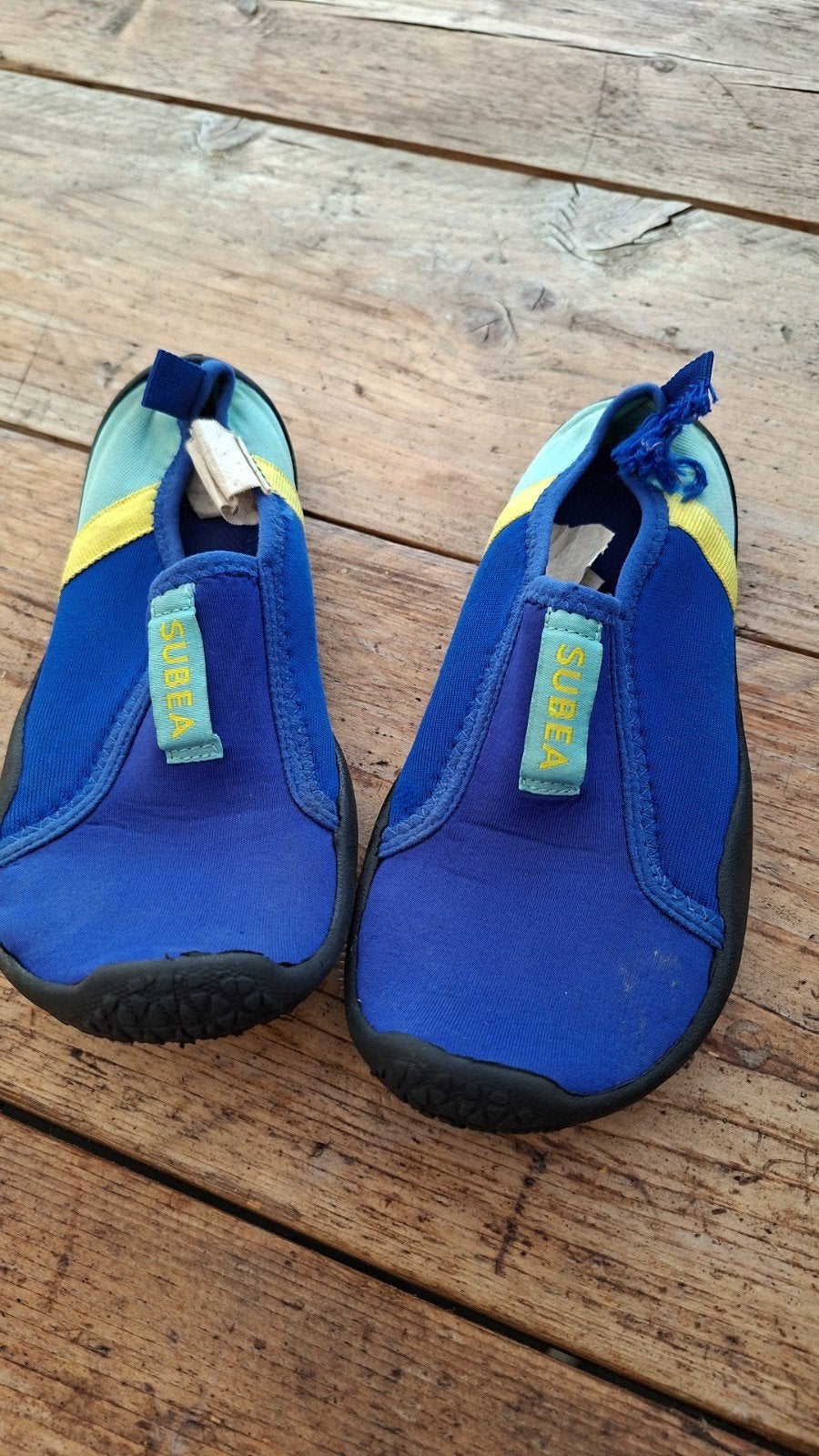 Waterschoenen maat 34/35, Watersport en Boten, Watersportkleding, Gebruikt, Zeil- of Surfschoenen, Kind, Ophalen of Verzenden