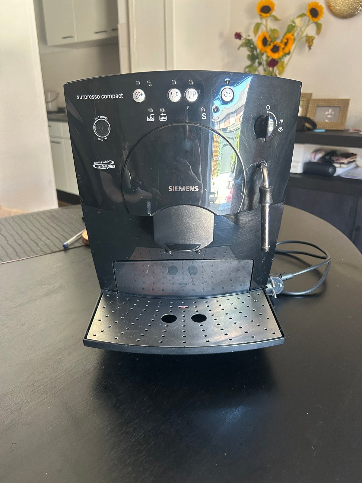 Siemens Surpresso Compact Koffieapparaat - Goede Staat, Witgoed en Apparatuur, Ophalen, Afneembaar waterreservoir, Gebruikt, Koffiemachine