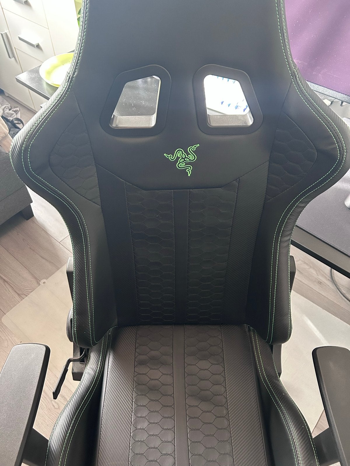 Razer Gaming Bureaustoel, Huis en Inrichting, Ophalen, Gebruikt, Zwart, Gaming bureaustoel