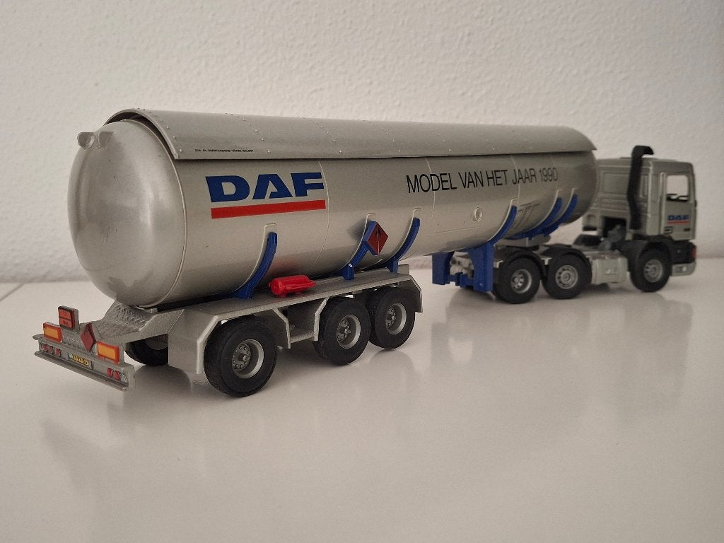 DAF 95 6x2 tankoplegger Tekno 1/50 In goede staat, Hobby en Vrije tijd, Ophalen of Verzenden, Nieuw, Bus of Vrachtwagen, Tekno