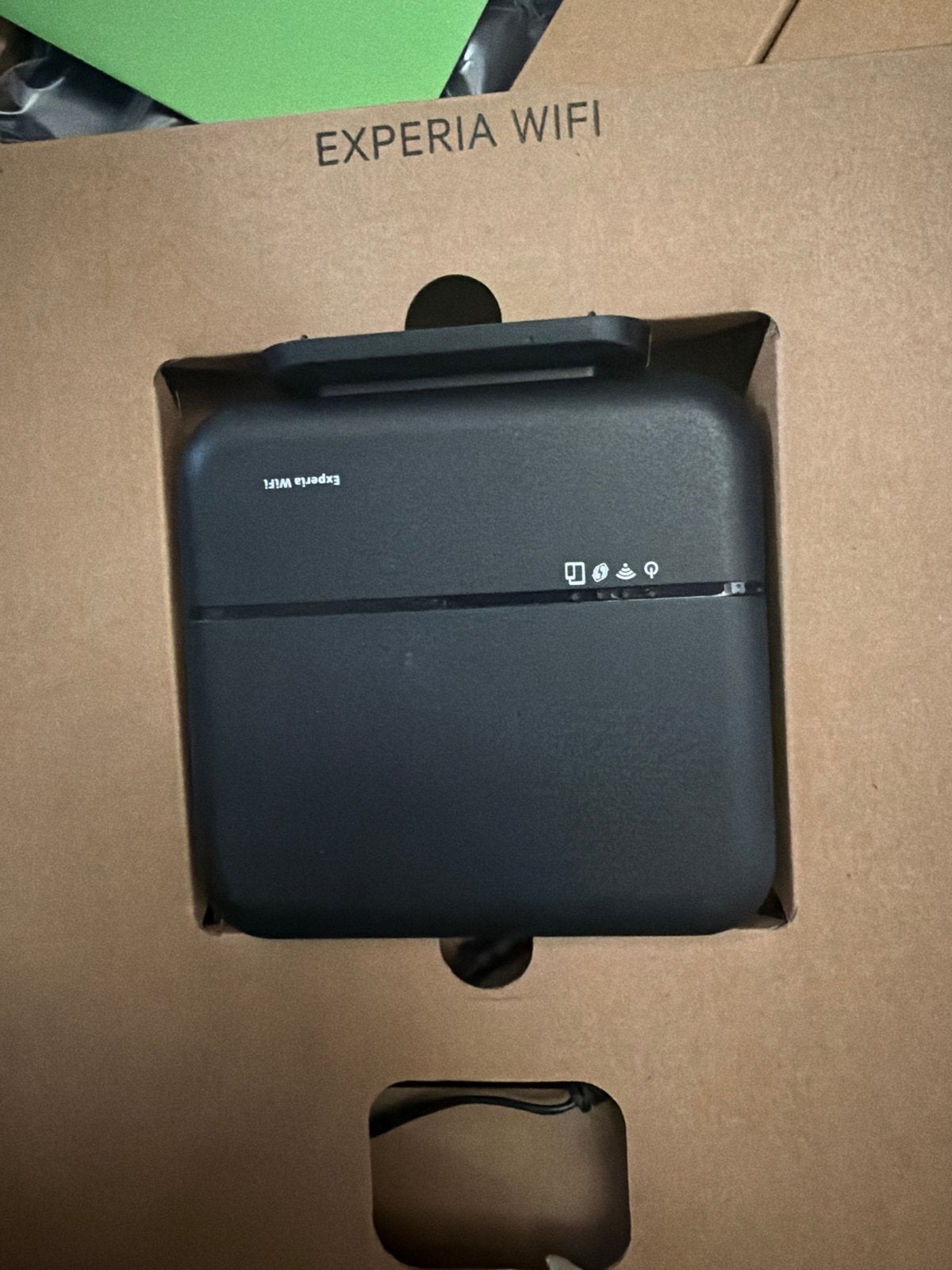 KPN Experia WiFi en Experia Box v9 Router/Modem Set, Ophalen of Verzenden, Zo goed als nieuw, Router met modem