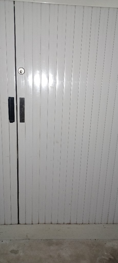 opbergkast, Ophalen, Met plank(en), Gebruikt, 100 tot 150 cm