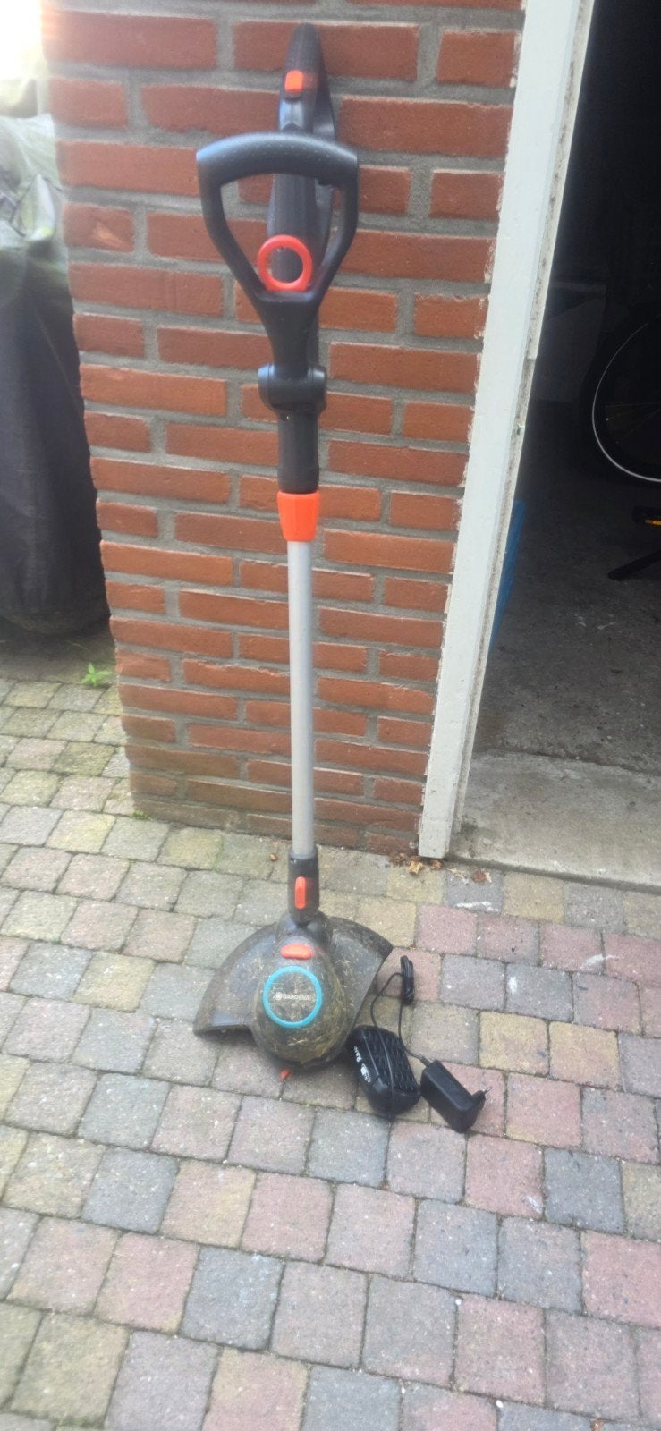 Gardena Accu-grastrimmer - Zo goed als nieuw, Ophalen, Zo goed als nieuw, Accu-grasmaaier, Gardena