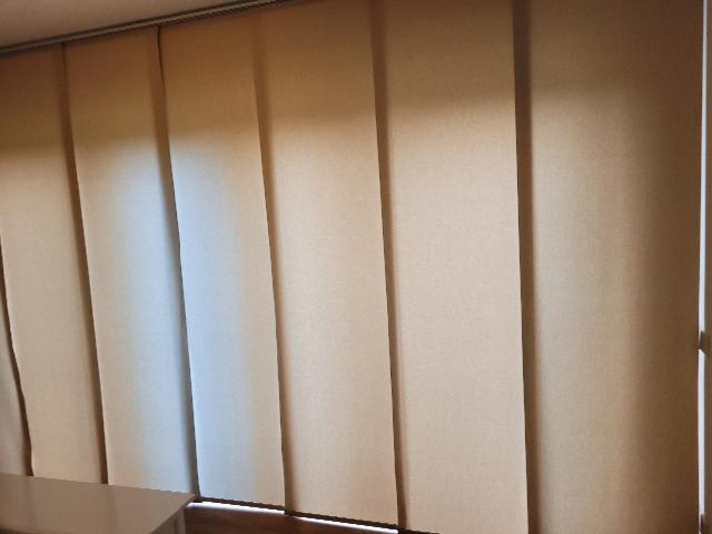 Paneelrail met paneelgordijnen, Ophalen, 200 cm of meer, Beige, Zo goed als nieuw