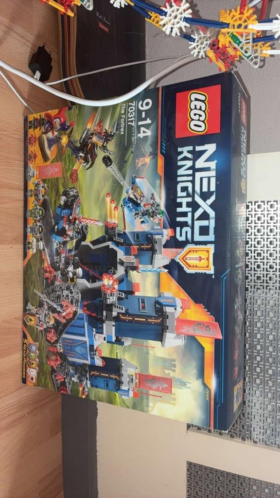 Lego Nexo Knights 70317 The Fortrex - Nieuw in doos, Lego, Nieuw, Ophalen of Verzenden, Ongeopend/sealed