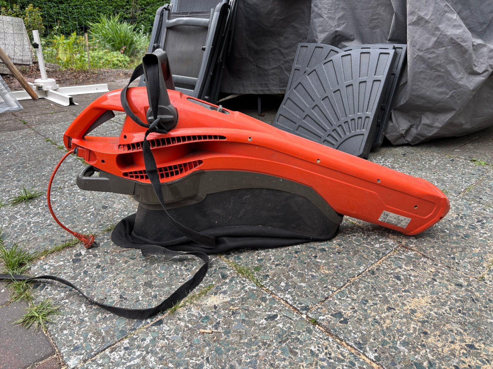 Flymo electrolux bladblazer/zuiger, Tuin en Terras, Ophalen, Elektrisch