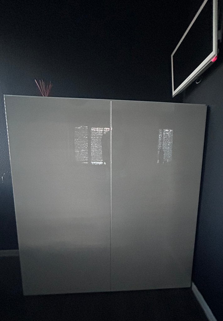 Kast met planken hoogglans wit, Ophalen, 100 tot 150 cm, Zo goed als nieuw, Met deur(en)