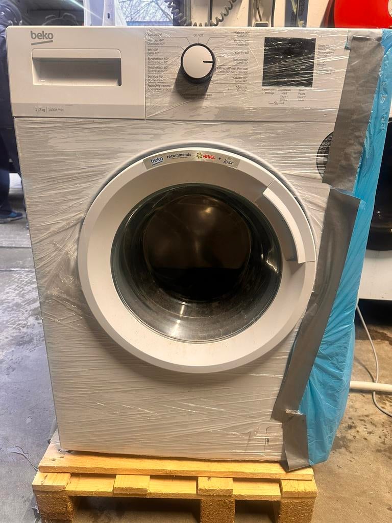 Nieuwe beko wasmachine, Ophalen, 1200 tot 1600 toeren, Nieuw, Energieklasse A of zuiniger