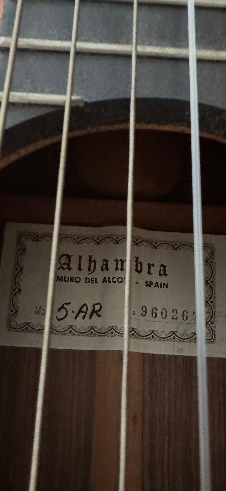 Klassieke gitaar van het Spaanse merk Alhambra, Ophalen, Gebruikt, Klassieke of Spaanse gitaar, Met koffer