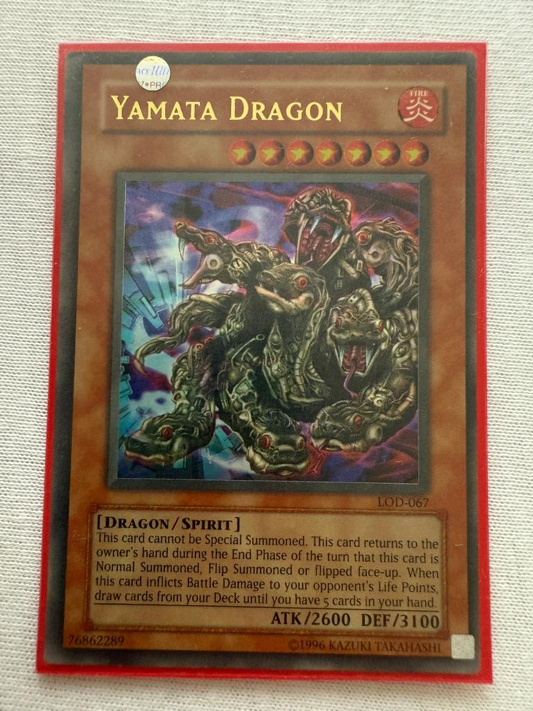 Yamata Dragon yugioh Ultra Rare, Verzenden, Zo goed als nieuw, Losse kaart, Foil