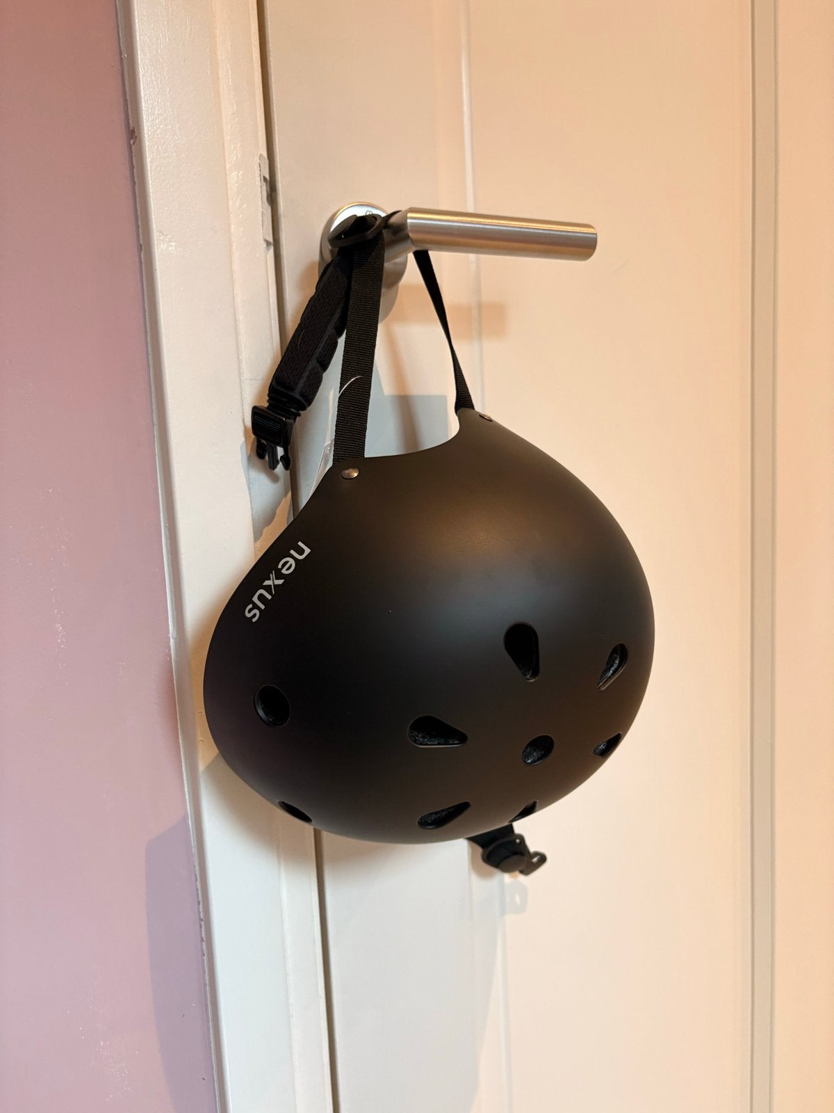 Nieuwe Nexus helm, maat S (48-53cm), Ophalen, Nieuw, Bescherming