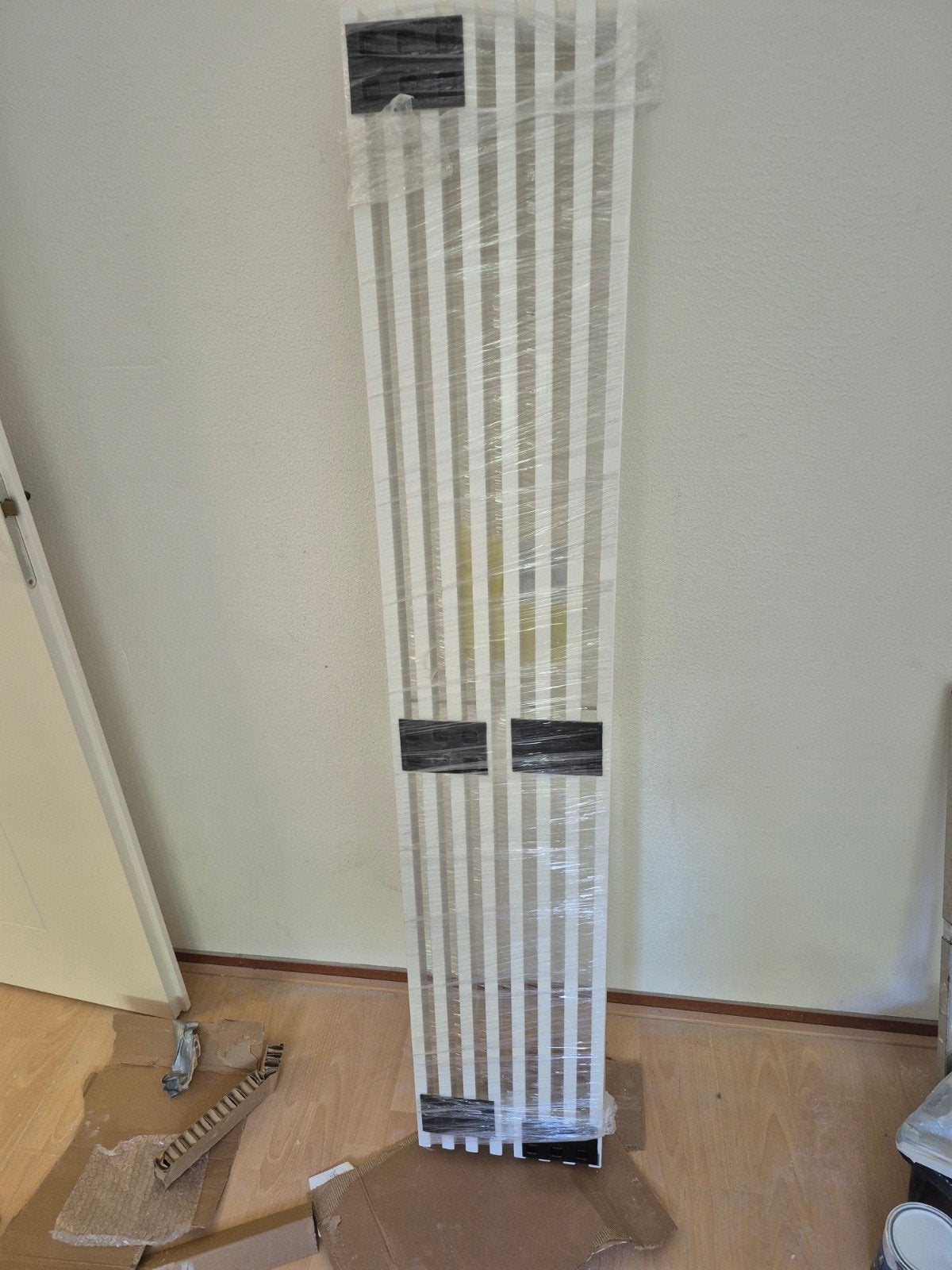 Nieuwe Disinge radiator, nog in plastic, incl. onderblok, Radiator, Nieuw, Minder dan 60 cm, Ophalen of Verzenden