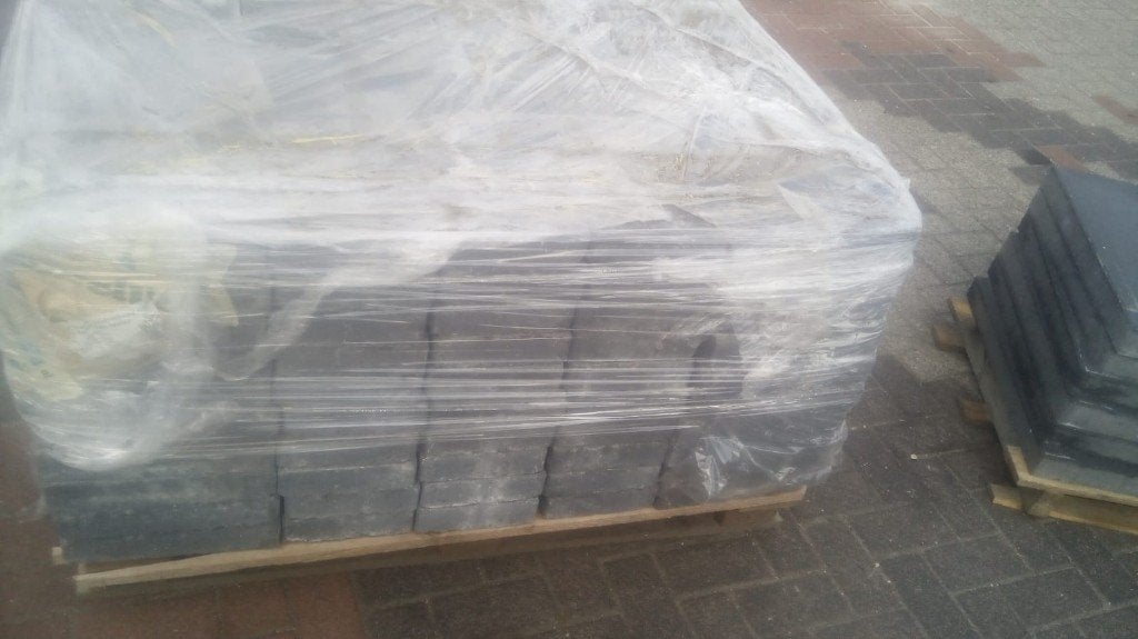 Abbeystones wildverband grijs/zwart (10,8m2), Ophalen, Nieuw, Beton, Terrastegels