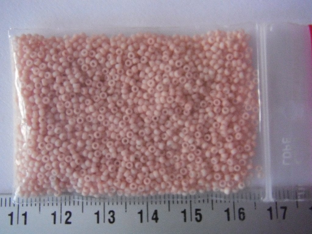 10 gram MIYUKI rocailles 15/0 opaque matte blush, Hobby en Vrije tijd, Kralen en Sieraden maken, Ophalen of Verzenden, Nieuw, Kraal