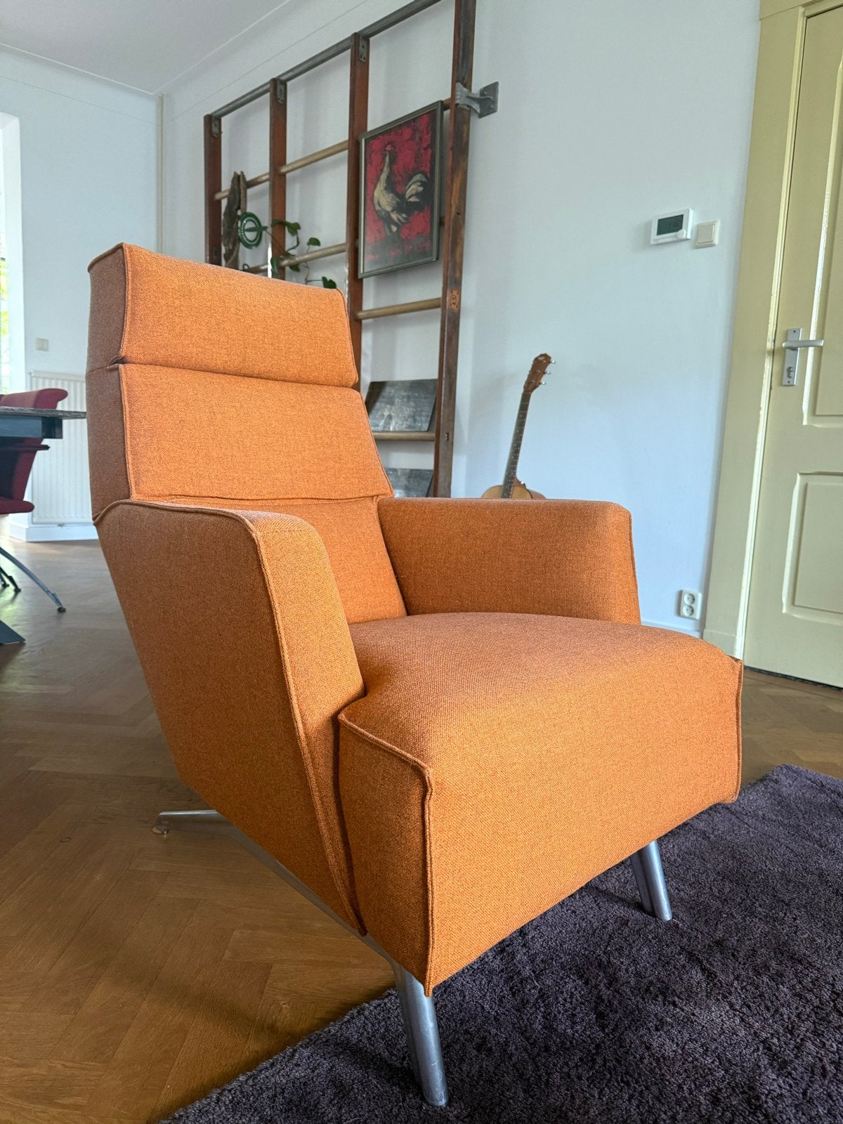 Design fauteuil - Oranje stof - design on stock, Ophalen of Verzenden, Zo goed als nieuw, Stof, 75 tot 100 cm