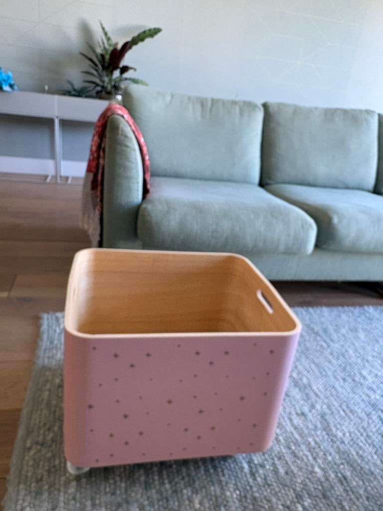 Boekenkist met sterretjes, Ophalen, Zo goed als nieuw, Wanddecoratie