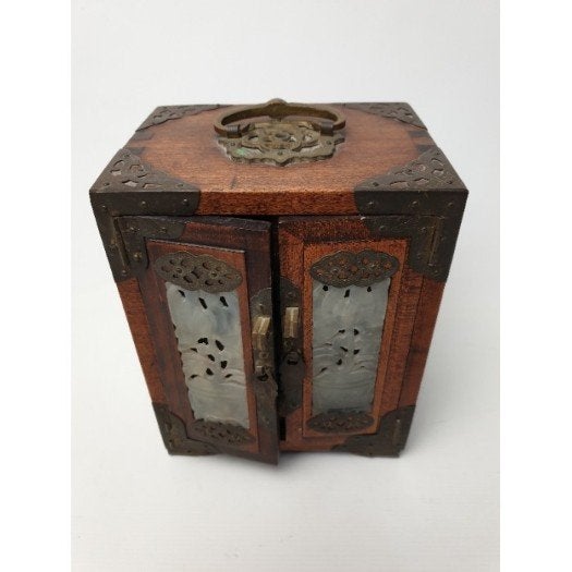 # Chinese sieradenkistje met inleg en messing beslag, Ophalen of Verzenden, Overige materialen, Overige typen