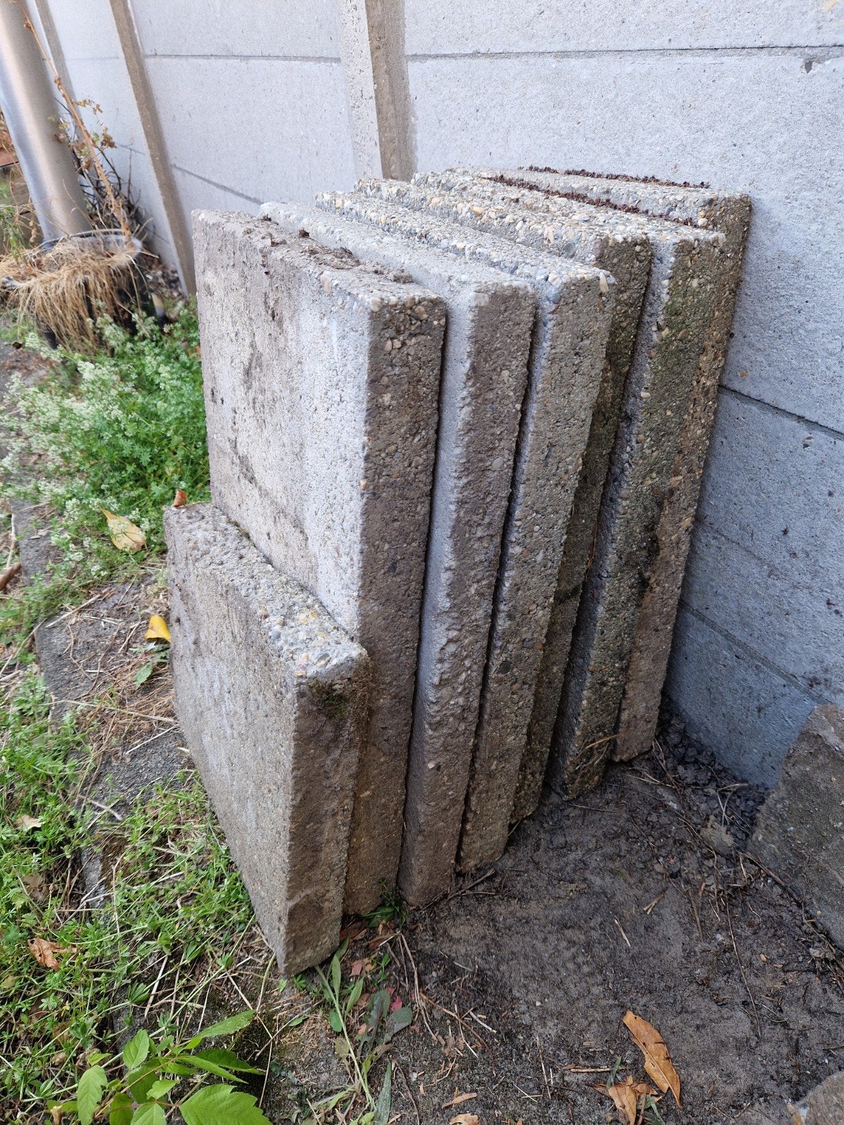 gratis af te halen 10 grindtegels 60x40cm., Ophalen