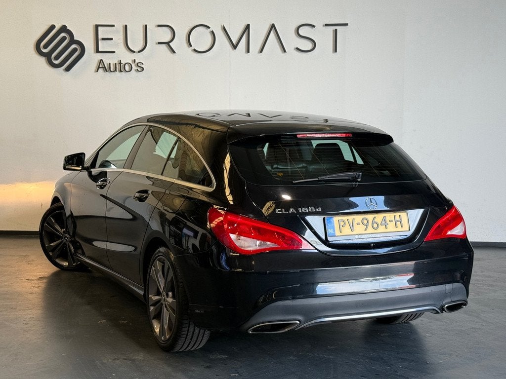 Mercedes-Benz CLA-klasse Shooting Brake 180 d Business Solut, Voorwielaandrijving, CLA, Gebruikt, 4 cilinders