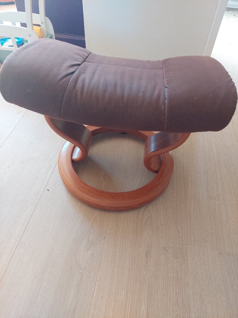 Ekornes stressless voetenbankje, Ophalen, Gebruikt, Rond, Minder dan 50 cm