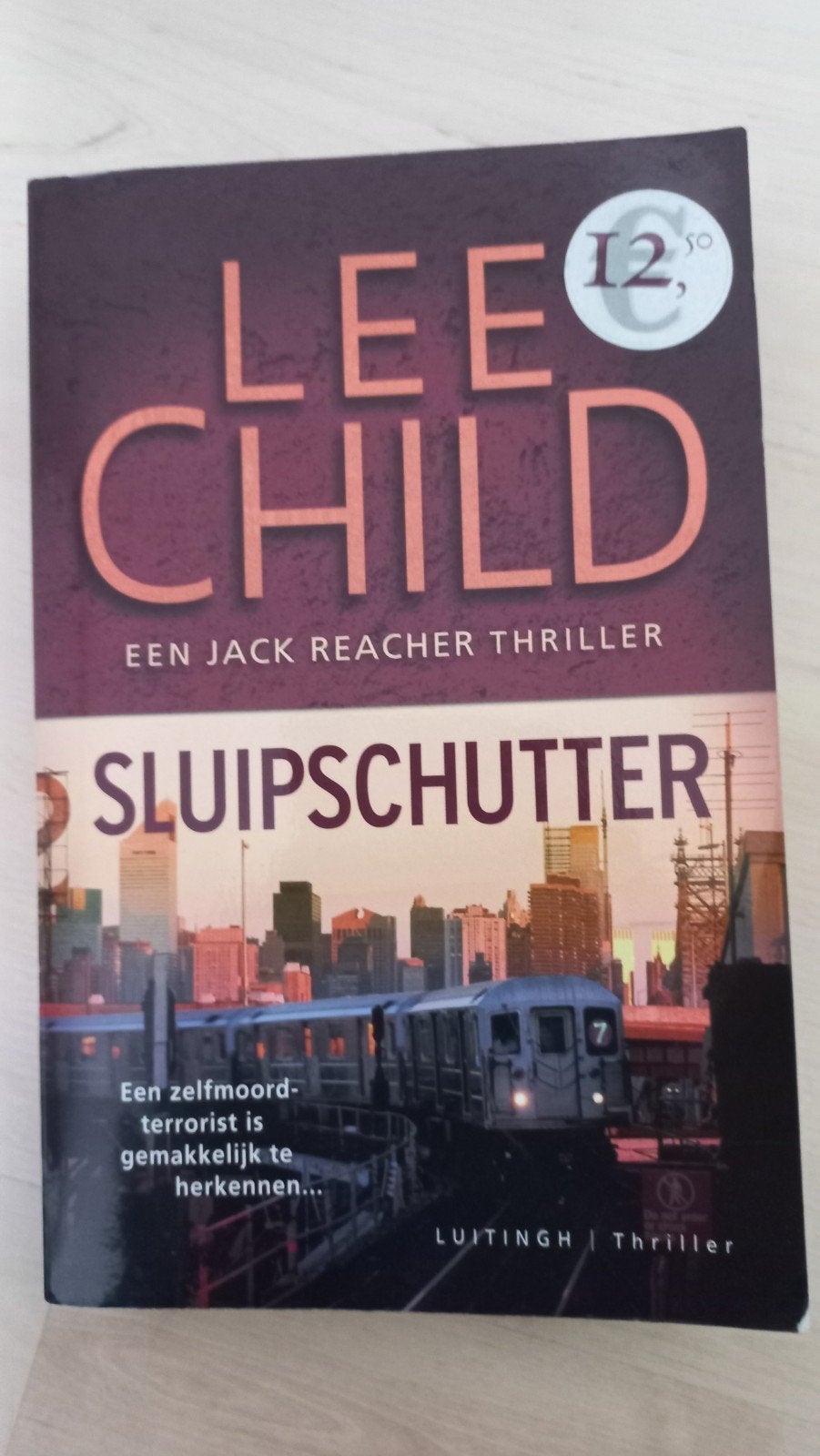 Lee Child - Sluipschutter, Ophalen of Verzenden, Zo goed als nieuw, Lee Child