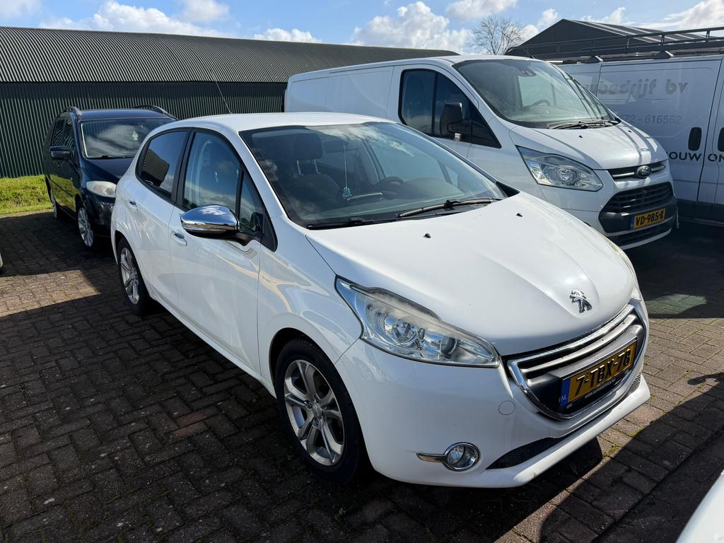 Peugeot 208 1.2 VTi Oxygo, Auto's, Peugeot, Bedrijf, Te koop, Benzine, Euro 5, A, Hatchback, Handgeschakeld, Origineel Nederlands