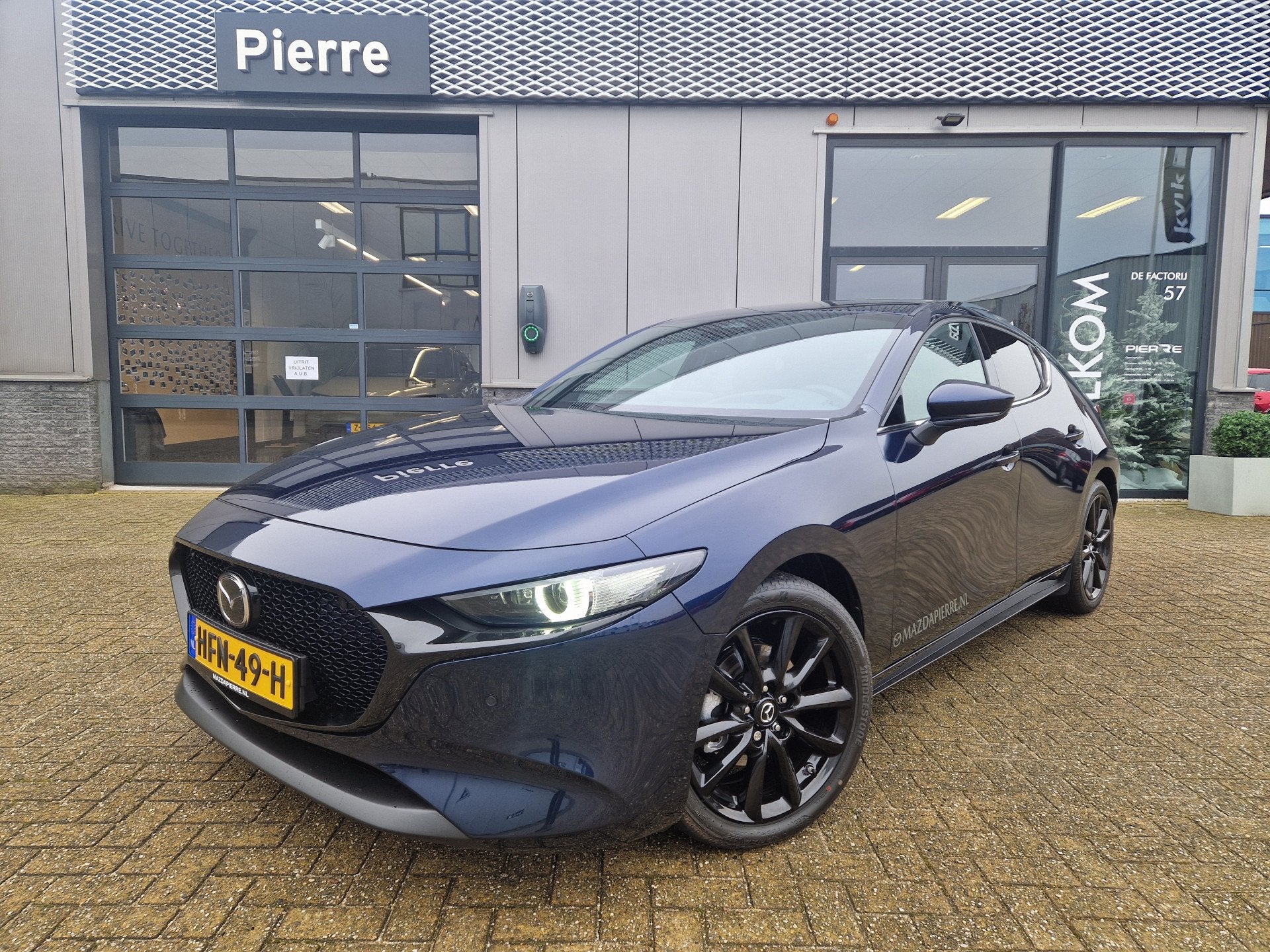 Mazda 3 2.0 e-SkyActiv-X M Hybrid 186 Luxury | NAVI | PANO |, Auto's, Voorwielaandrijving, Gebruikt, Blauw, Overige brandstoffen