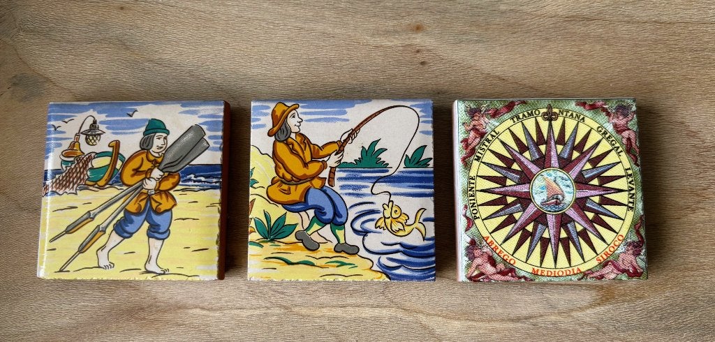 Vintage Kleine Tegel Visser Kompasroos 5 x 5 cm, Antiek en Kunst, Curiosa en Brocante, Ophalen of Verzenden