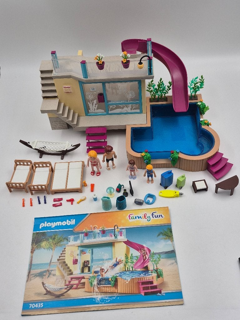 Playmobil Bungalow met zwembad, Gebruikt, Gebouw, Complete set, Family fun